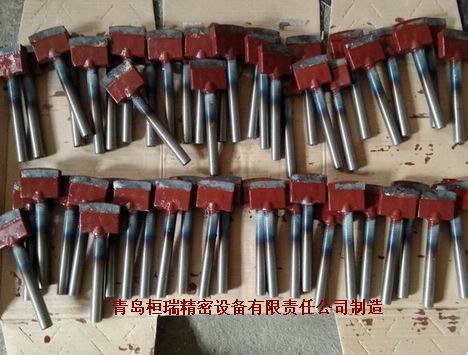 青島S2510型樹脂砂混砂機葉片結(jié)構特點
